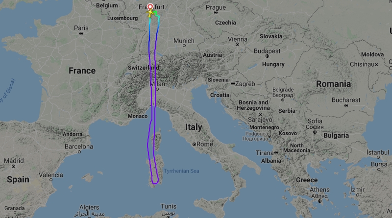 Condor Flug Frankfurt-Djerba (DE112) musste über Sardinien abdrehen