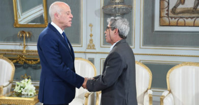Präsident Kaïs Saïed empfängt Sadok Ben Mhenni, Vater der verstorbenen Lina Ben Mhenni