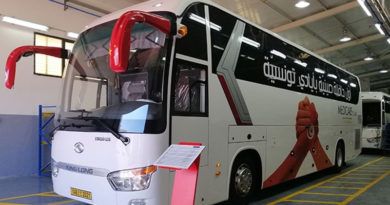 Montage des ersten Busses "King Long" in Tunesien durch die Zouari-Gruppe